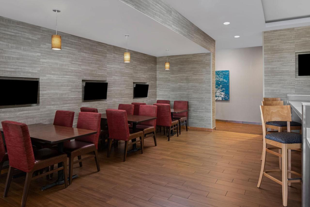 Towneplace Suites By Marriott ביג ספרינג מראה חיצוני תמונה