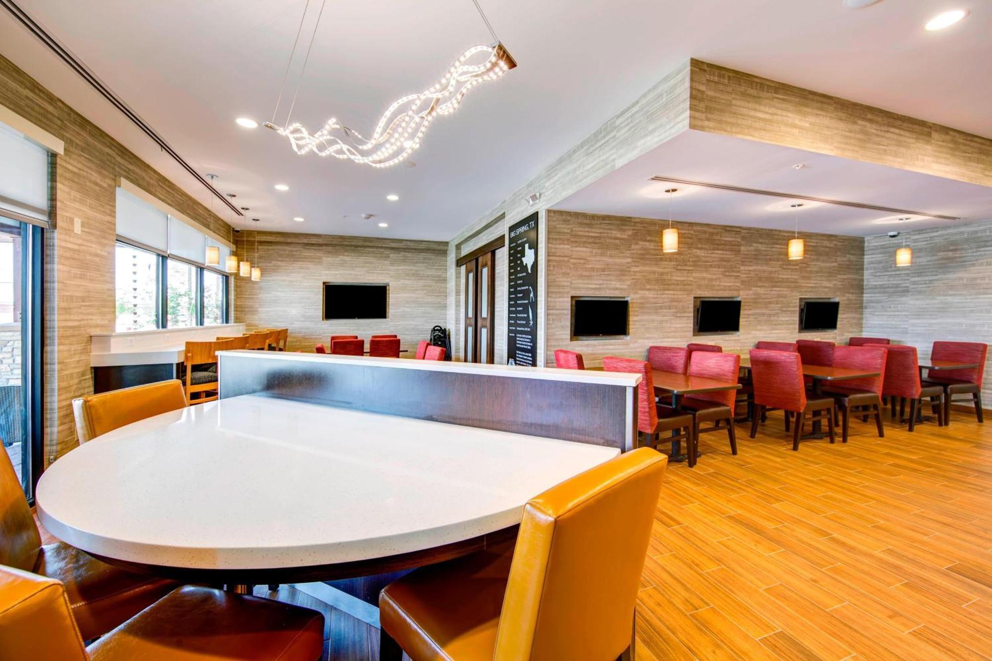 Towneplace Suites By Marriott ביג ספרינג מראה חיצוני תמונה