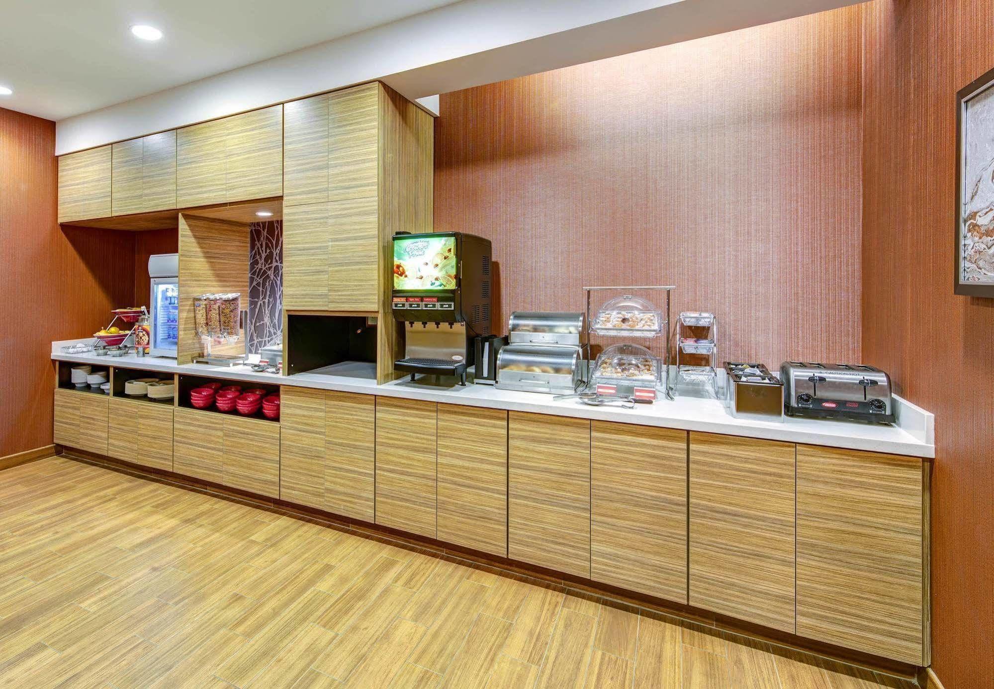 Towneplace Suites By Marriott ביג ספרינג מראה חיצוני תמונה